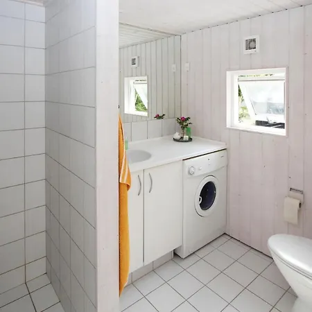 In Sams With 2 Bedrooms And Wifi Сasa de vacaciones
