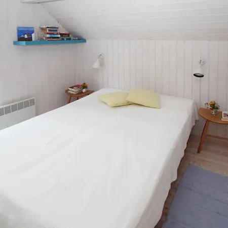 In Sams With 2 Bedrooms And Wifi * Onsbjerg